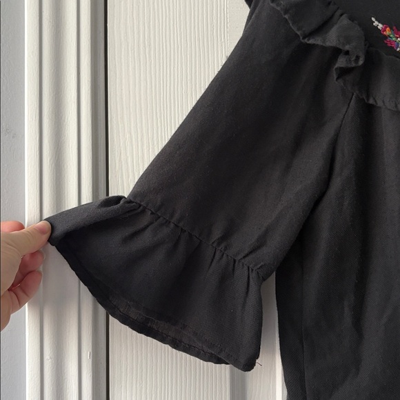 ENTRO Floral Ruffle Top - Picture 2 of 4